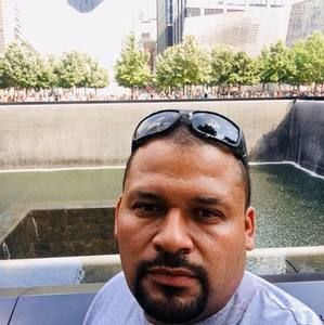 Meet your Posher, Daniel